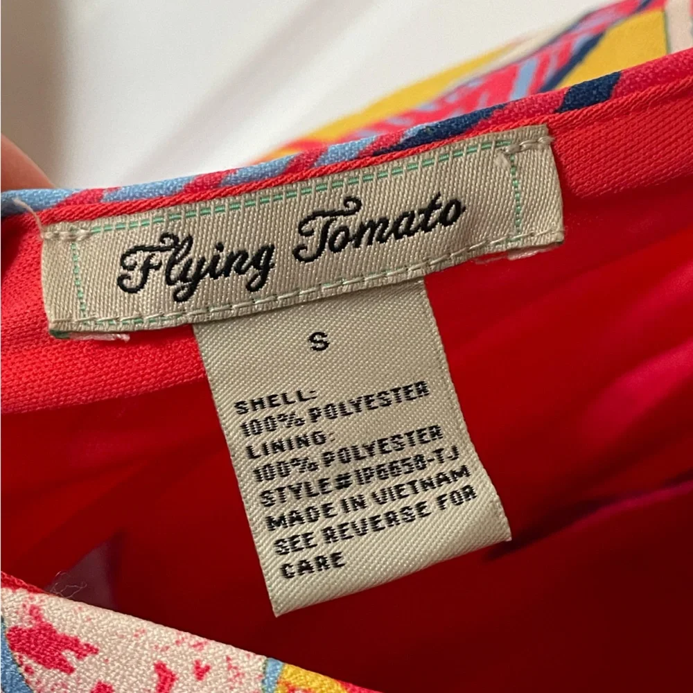 Vibrant Tropical Print Romper - Picture 3 of 3